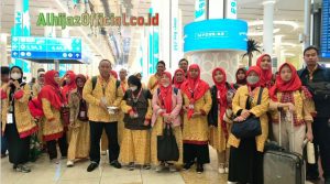 ALHIJAZ TRAVEL HAJI UMROH – Pilihan Terbaik untuk Ibadah Nyaman & Aman